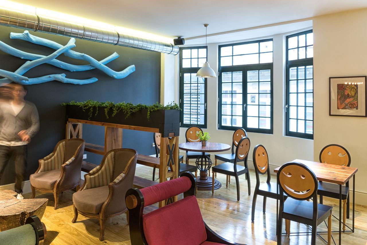 Nice Way Porto Hostel Bagian luar foto