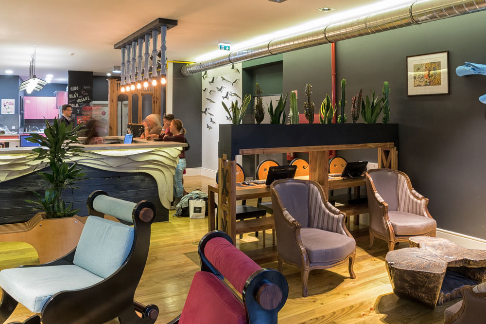 Nice Way Porto Hostel Bagian luar foto