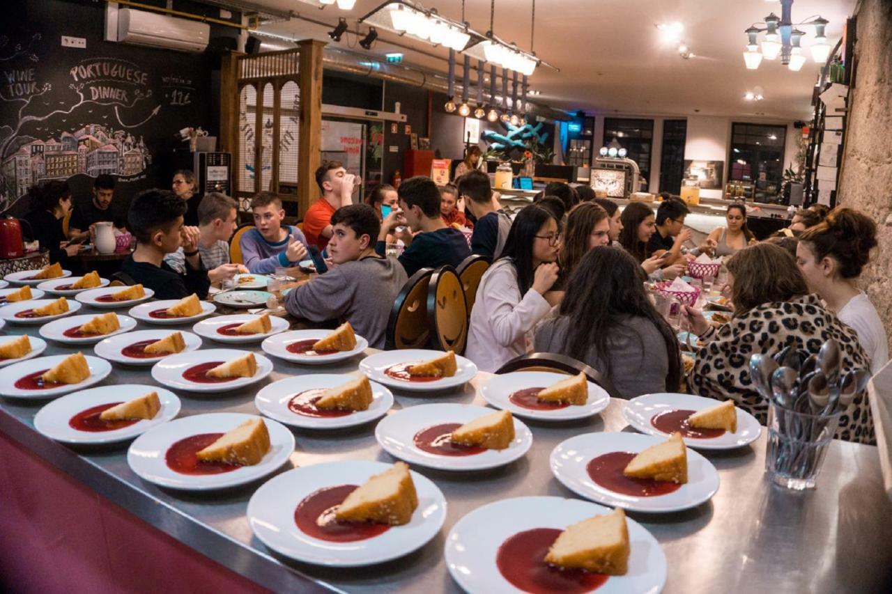 Nice Way Porto Hostel Bagian luar foto